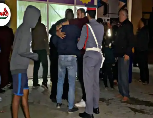 زبناء يحتجون على مقاول رفض تسليمهم شققهم السكنية
