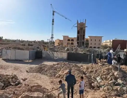 انهيار عمارة في طور الإنجاز بتيزنيت وانتشال مصابين تحت الأنقاض
