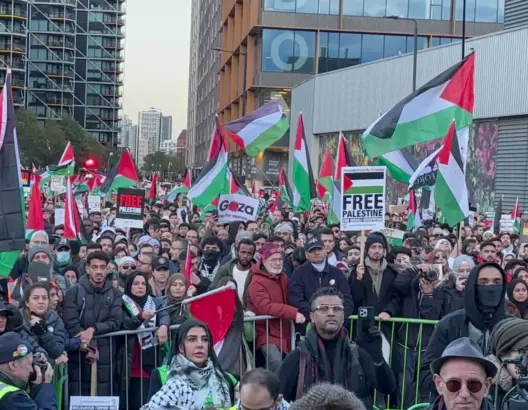 الشرطة البريطانية تفتح تحقيقا في جرائم الحرب بغزة.. وإسرائيل تحتج