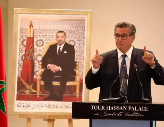 أخنوش يكشف مآل زيادة 2500 درهم للأساتذة