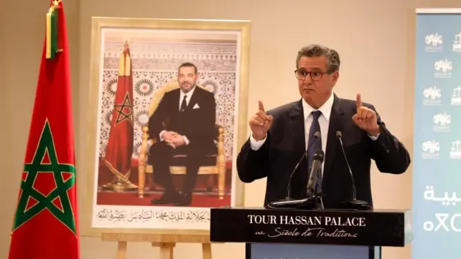رئيس الحكومة يطمئن الأساتذة: عودوا للأقسام على ضماناتي ومستعدون للاستماع لمطالبكم