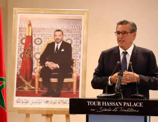 أخنوش يكشف مآل زيادة 2500 درهم للأساتذة ويؤكد: النقابات اقترحت صيغة أخرى (فيديو)