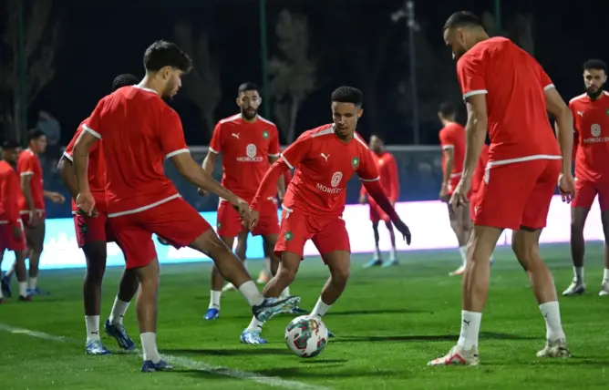 محلل رياضي لـ”العمق”: الفوز أمام تنزانيا مهم لكنه كشف عدم جاهزية المنتخب لـ”الكان”