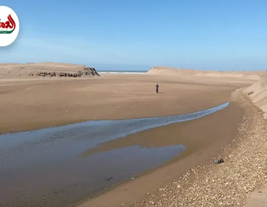كارثة بيئية بأم الربيع.. حقوقيون: الريع ينخر النهر وبركة لم يف بوعده