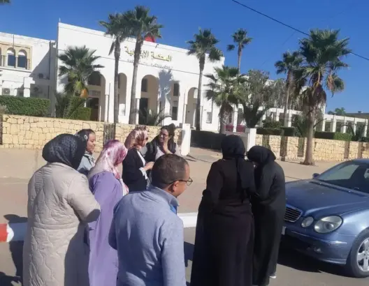 توقيف ممرضة بأبي الجعد بعد شكاية طبيبة.. نقابة: شكاية “كيدية” وانزلاق لا يشرف القطاع