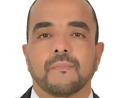 ملف الدكاترة: خمس مفارقات مُخْجٍلَة