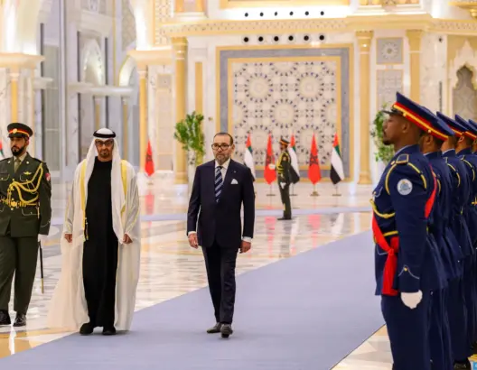 الملك محمد السادس ورئيس الإمارات يوقعان إعلان شراكة اقتصادية ضخمة بين البلدين