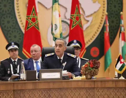 مجلس وزراء الداخلية العرب وجامعة نايف ينوهان بالأمن الوطني المغربي