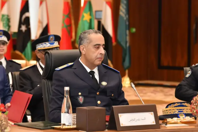 الحموشي يزور منزل الشرطي شهيد الواجب بايموزار ويخصص دعما ماديا لأسرته