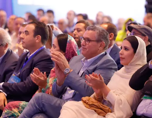 أخنوش: الدعم الاجتماعي يخضع لـ”المعقول” وبعيد عن “التوظيف الانتخابي”