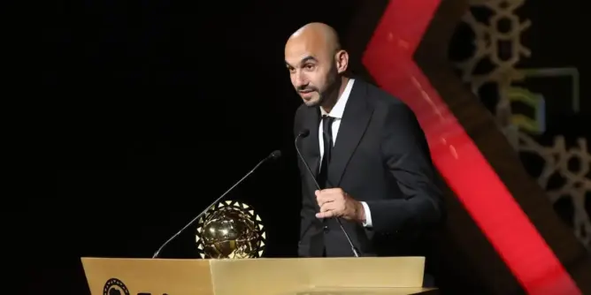 الركراكي.. “الساحر” الذي يطارد لقب “الكان” محملا بأرقام قياسية غير مسبوقة