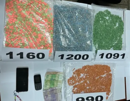 ترويج حبوب “إكستازي” يطيح بشخصين بفاس