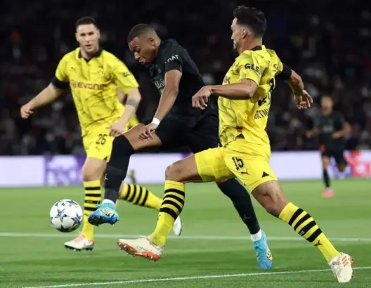 عصبة الأبطال.. “البي إس جي” ينجو من شبح الإقصاء ويرافق دورتموند لثمن النهائي