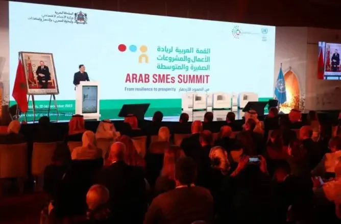 القمة العربية لريادة الأعمال تناقش أهمية التكنولوجيا في تحسين أداء المقاولات