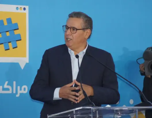 أخنوش يعد بمشاريع تنموية مهمة في مناطق الزلزال وعدم الاكتفاء بإعادة الإعمار