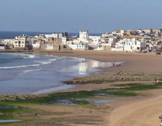 السلطات تبلغ ساكنة تيفنيت السياحية بالإفراغ التام