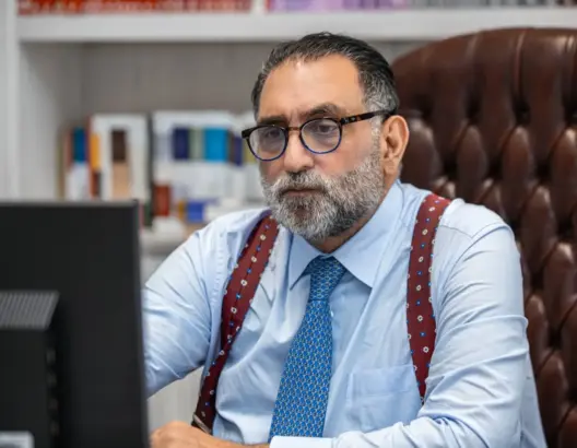 عزمي بشارة: بيان “هابرماس” لا يستحق المناقشة وهدفه شرعنة الدعم لإسرائيل
