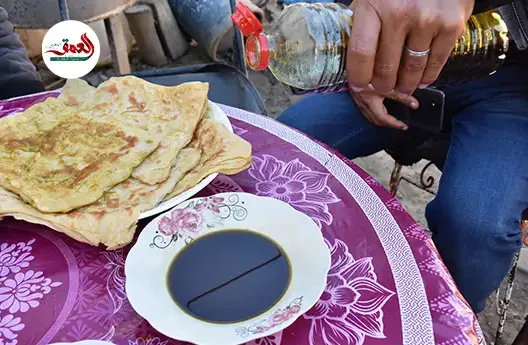 زيت “علوانة” أغرب أنواع زيت الزيتون بتاونات.. طعم فريد وتاريخ عريق (فيديو)