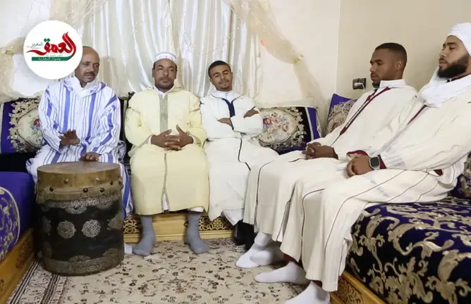 سمر على فن الرسمة الزاكورية.. صالح بن حماد ينشد تضامنا مع غزة وفلسطين