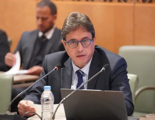 “ضابط الكهرباء” يستعرض منجزاته بالبرلمان ويؤكد تحقيق تقدم في أوراش استراتيجية