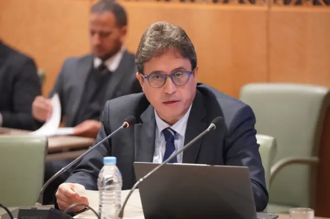 “ضابط الكهرباء” يستعرض منجزاته بالبرلمان ويؤكد تحقيق تقدم في أوراش استراتيجية