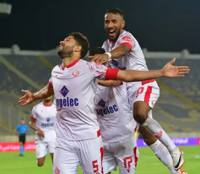 بعد رفض الامتثال لأوامر البنزرتي.. لاعبان يمثلان أمام المكتب المديري للوداد