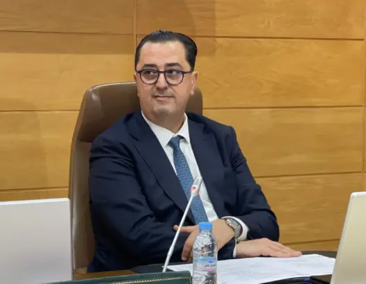 الوالي التازي أمام منتخبي طنجة: براكا من “التخلويض” في السياسة