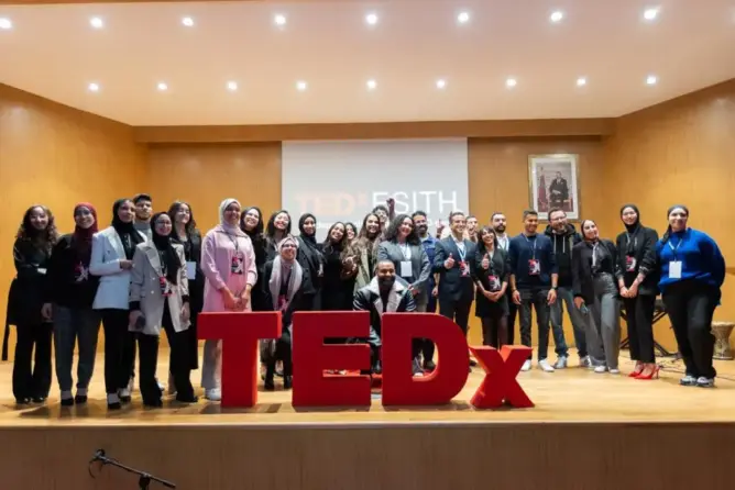 نادي “TEDx” يسلط الضوء على قصص نجاح من أجل تحفيز الشباب على التشبث بأحلامهم