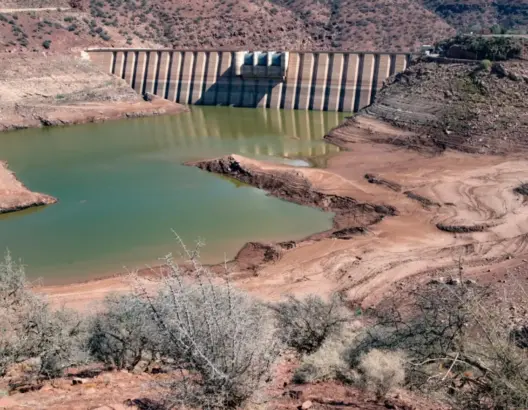 ندرة المياه بالمغرب.. الملك يدق ناقوس الخطر وخبراء يبحثون حلولا لمواجهة العطش