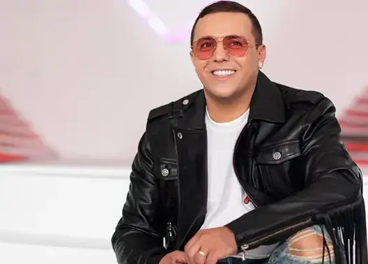 فوضيل: غنيت للملك لشكره وليس لخلق المشاكل مع الجزائر (فيديو)