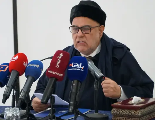 هاجم بوعياش ودعا للإفراج عن الصحفيين المعتقلين.. بنكيران: صندوق المقاصة “كلب فيه الكراد”