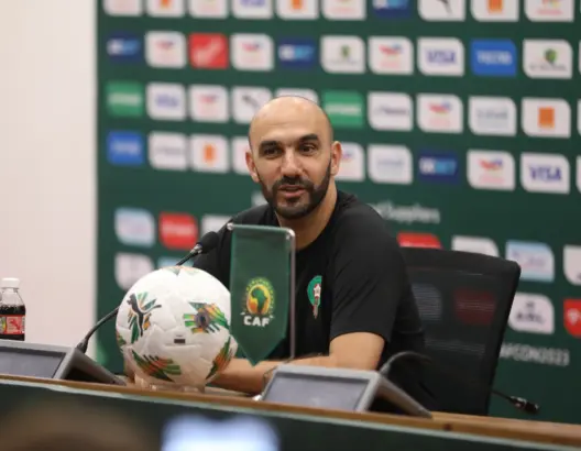الركراكي: التعثر ممنوع لأنه سيعيدنا لمنازلنا.. ولا مجال لتذكر تاريخنا أمام جنوب إفريقيا