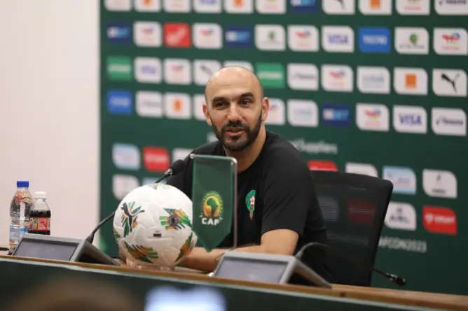 وسط غيابات مرتقبة لأسماء لامعة.. الركراكي يضخ دماء جديدة في معسكر الأسود