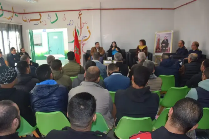 سجن بني ملال يناقش “الزمن الملغوم”