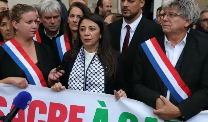 من معبر رفح.. نواب فرنسيون يطالبون بوقف الحرب على غزة وباريس تؤيد إقامة دولة فلسطينية