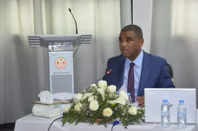 في أطروحة دكتوراه.. الزلوطي يضع ظاهرة الاتجار بالبشر على مشرحة البحث القانوني