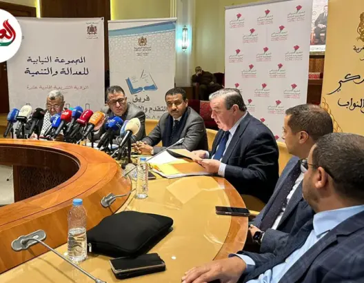 السنتيسي: الحكومة خانتها الكفاءة ولم تفِ بوعودها