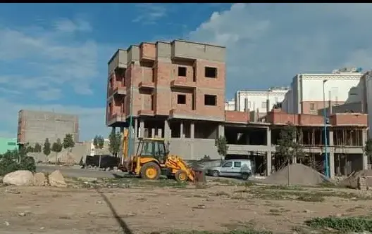 سلطات آسفي تهدم مرآبا بمنزل رئيس البلدية شيده “دون ترخيص”