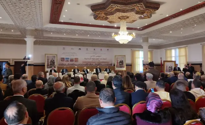أزولاي يترأس ملتقى “الحضارات المتوسطية” بتطوان والبيجيدي يدعو لمقاطعته رفضا لـ”التطبيع”
