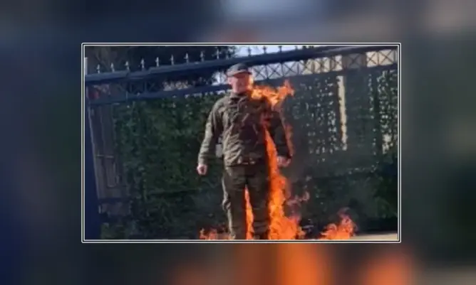 “لن أكون متواطئا في الإبادة الجماعية”.. جندي أمريكي يحرق نفسه أمام سفارة إسرائيل بواشنطن