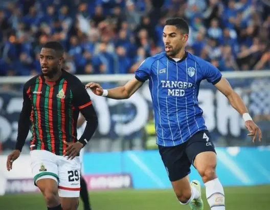 الجيش الملكي يوسع الفارق في صدارة البطولة بانتصار قاتل أمام اتحاد طنجة