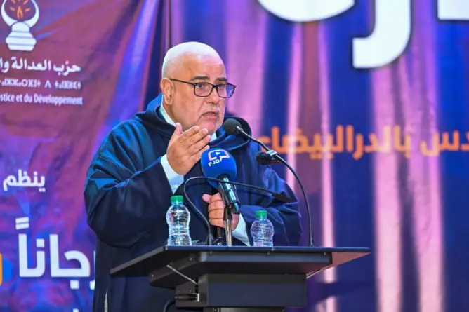 البيجدي يرفض “توبيخ” المنتخبين ويتعبأ لمواجهة مناورات خصوم الوحدة الترابية