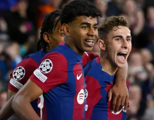 دوري أبطال أوروبا.. برشلونة ينجو من فخ نابولي ويعبر لربع النهائي للمرة الأولى منذ 2020
