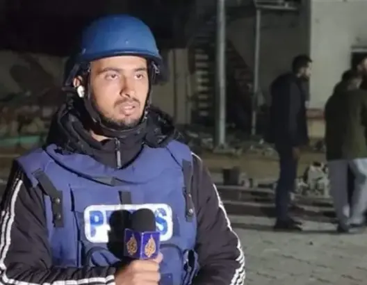 مخلفا عشرات الضحايا.. الاحتلال يعاود اقتحام “الشفاء” ويعتقل صحافيين بينهم مراسل الجزيرة