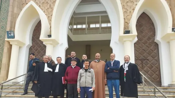 إدانة 13 ناشطًا بالحبس موقوف التنفيذ بسبب احتجاجات ضد التطبيع