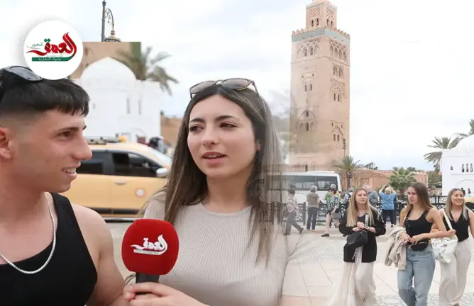 سياح أجانب يعبرون عن ارتياحهم وتعايشهم مع أجواء رمضان