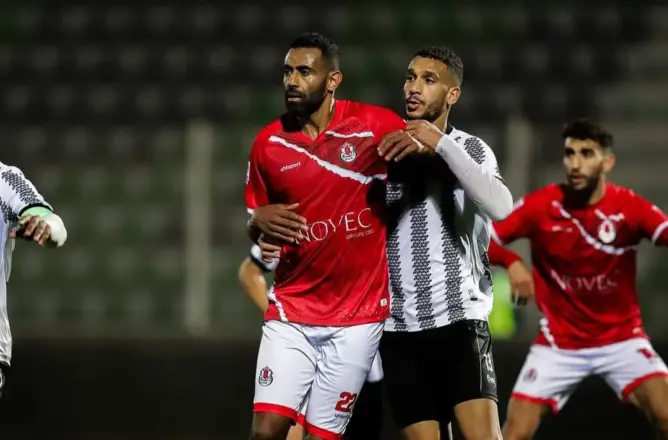 الاتحاد الإسلامي الوجدي يخلق المفاجأة بإقصاء الفتح الرياضي من سدس عشر كأس العرش
