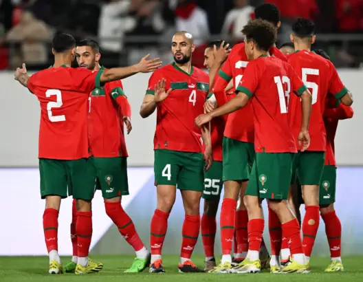 زياش ودياز يقودان تشكيلة المغرب أمام الغابون