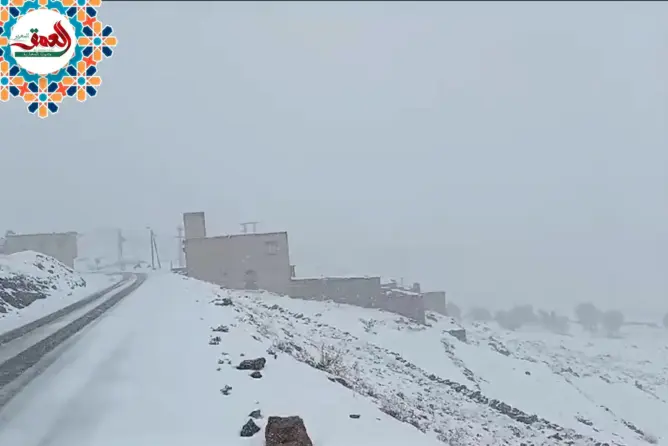 تساقطات ثلجية مهمة بآيت بوكماز