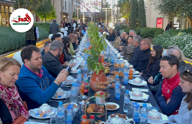 أزيد من 1500ىشخص..مراكش تحتضن أكبر مائدة إفطار في إفريقيا لفائدة ضحايا زلزال الحوز